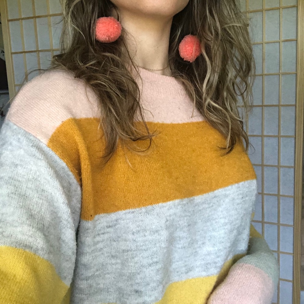 Color-block sweater - Picture 3 of 3